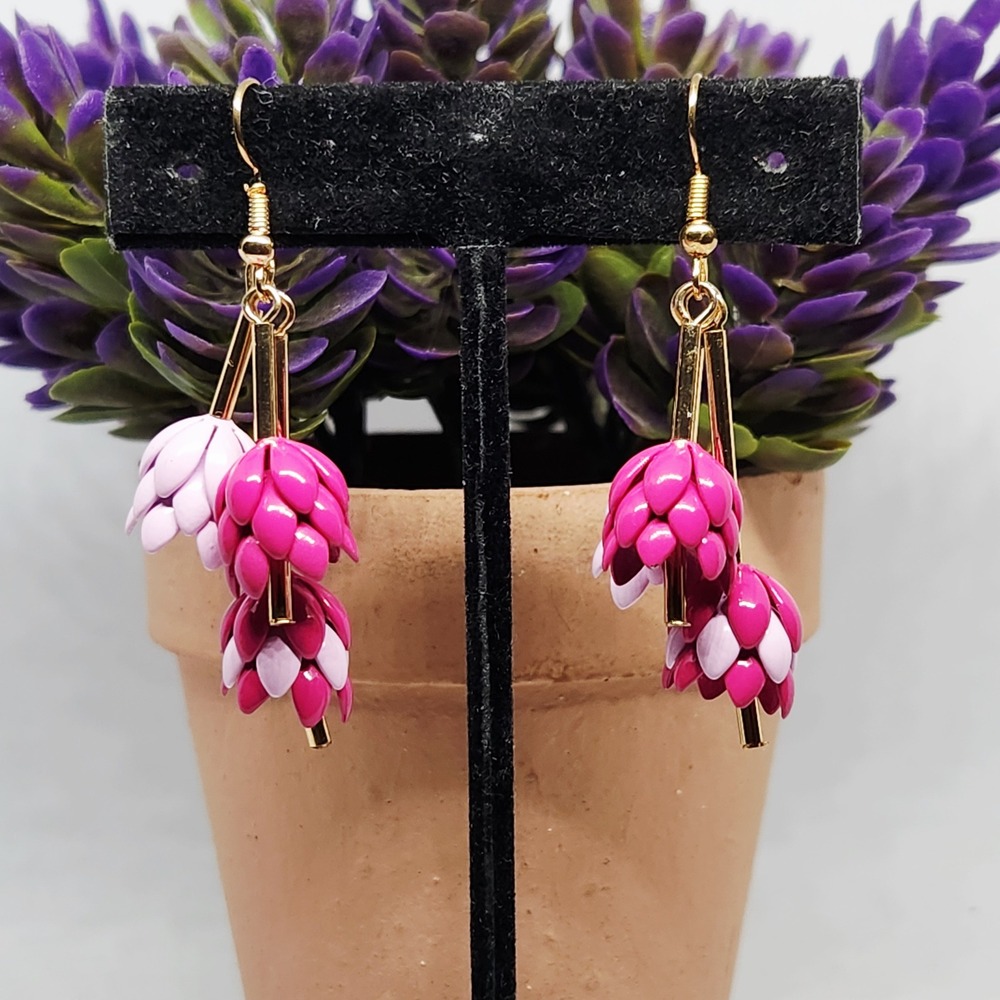 Pink Magenta Enameled Floral Bud Tiered Dangle Earrings Gold‎ Tone Fishhook 2in